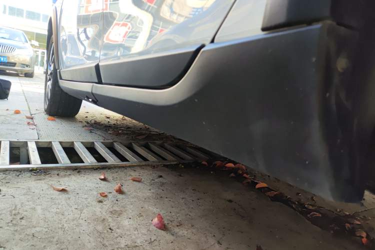 Used Peugeot 2008 2018 1.6L Automatic Fashion Edition Left Side Sill