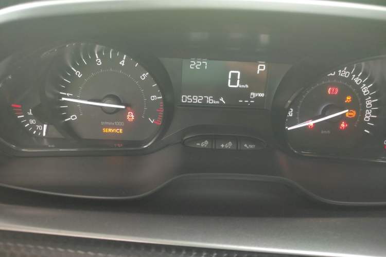 Used Peugeot 2008 2018 1.6L Automatic Trend Edition Odometer Close Up