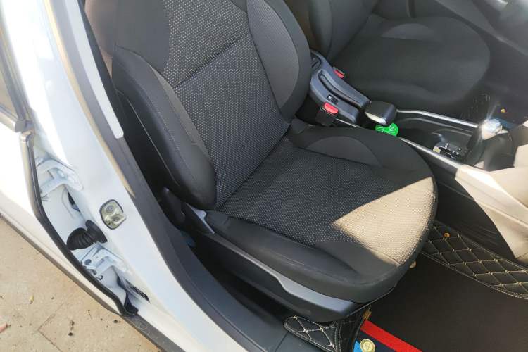 Used Peugeot 2008 2018 1.6L Automatic Fashion Edition Right Front Seat