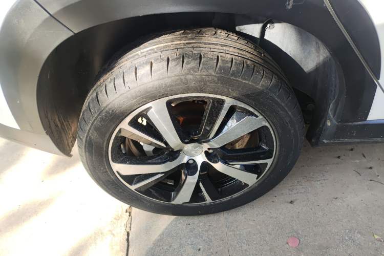 Used Peugeot 2008 2018 1.6L Automatic Fashion Edition Right Rear Wheel Hub