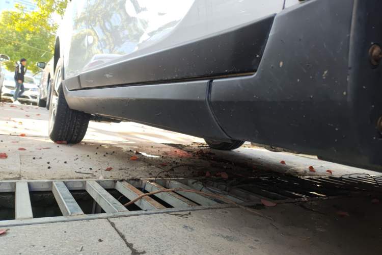 Used Peugeot 2008 2018 1.6L Automatic Fashion Edition Right Side Sill