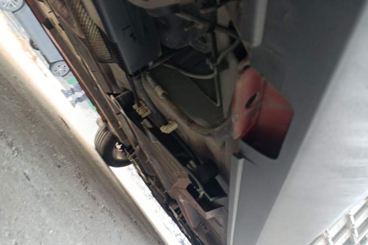 Used Peugeot 2008 2018 1.6L Automatic Trend Edition Chassis Rear Right