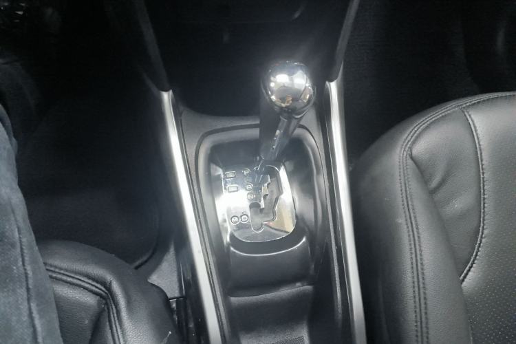 Used Peugeot 2008 2018 1.6L Automatic Trend Edition Gear Lever