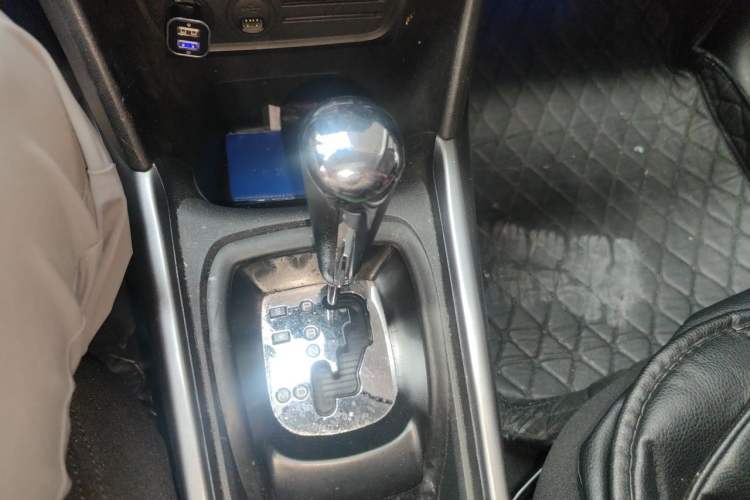 Used Peugeot 2008 2018 1.6L Automatic Fashion Edition Gear Lever