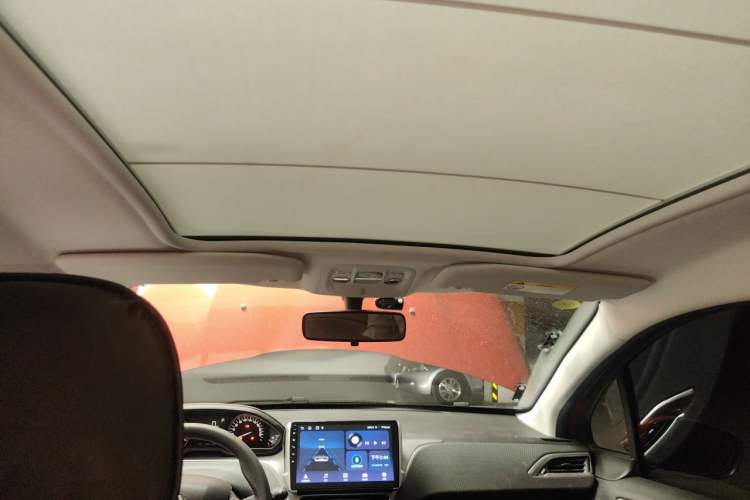 Used Peugeot 2008 2018 1.6L Automatic Fashion Edition Headliner