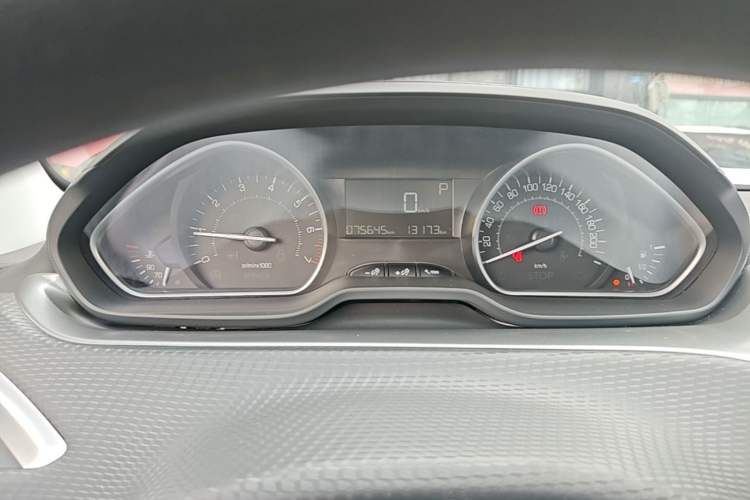 Used Peugeot 2008 2018 1.6L Automatic Fashion Edition Instrument Cluster