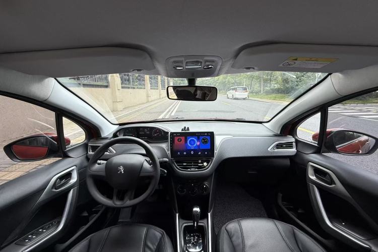 Used Peugeot 2008 2018 1.6L Automatic Trend Edition Interior 5