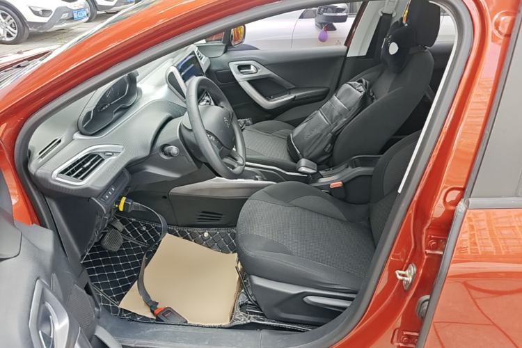 Used Peugeot 2008 2018 1.6L Automatic Fashion Edition Left Front Seat