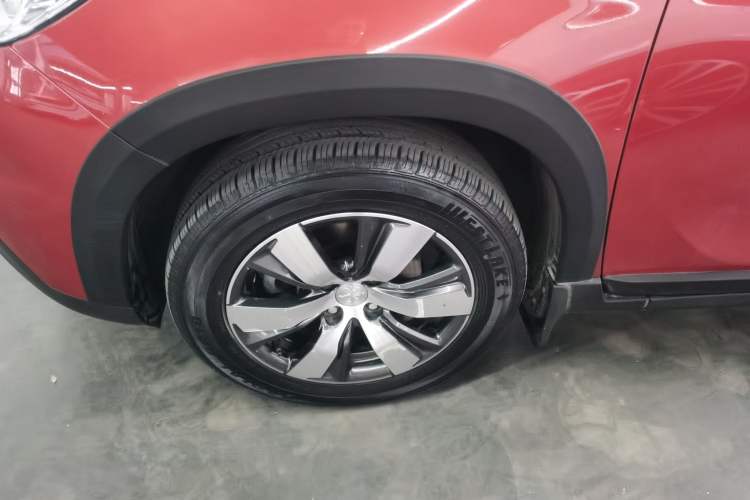 Used Peugeot 2008 2018 1.6L Automatic Trend Edition Left Front Wheel Hub