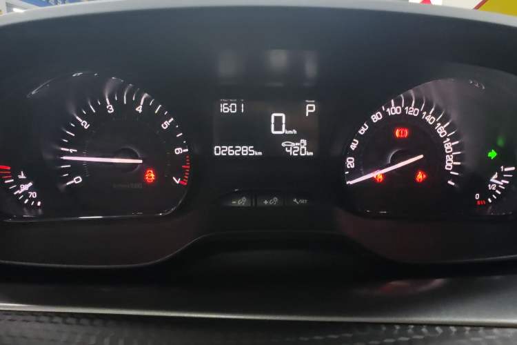 Used Peugeot 2008 2018 1.6L Automatic Trend Edition Odometer Close Up