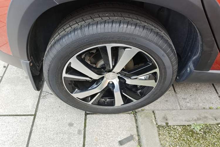 Used Peugeot 2008 2018 1.6L Automatic Fashion Edition Right Rear Wheel Hub