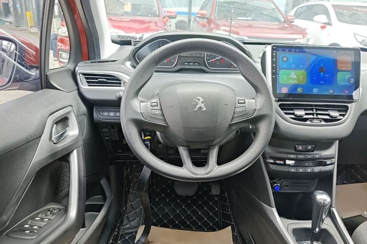 Used Peugeot 2008 2018 1.6L Automatic Fashion Edition Steering Wheel