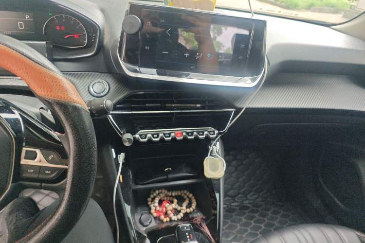 Used Peugeot 2008 2020 230THP RuiShang Edition Audio And AC Panel