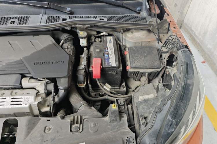 Used Peugeot 2008 2020 230THP RuiShang Edition Engine Bay Left