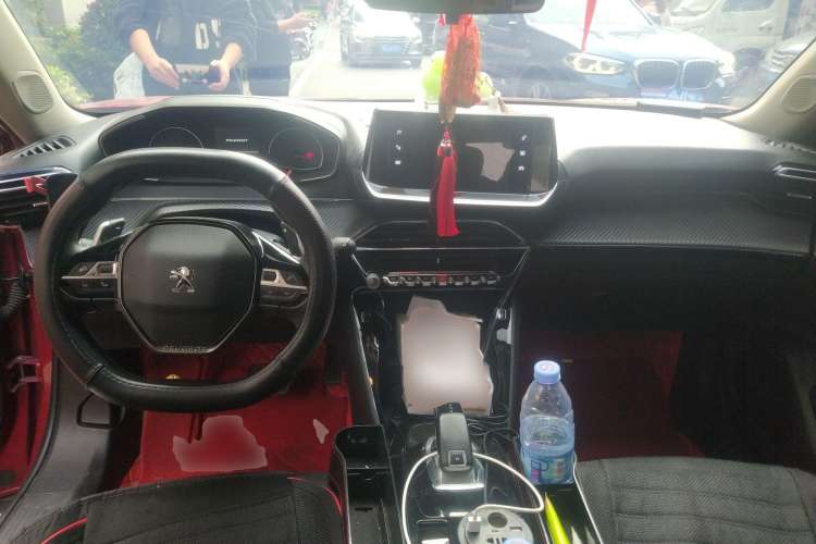 Used Peugeot 2008 2020 230THP Fashion Edition Center Console