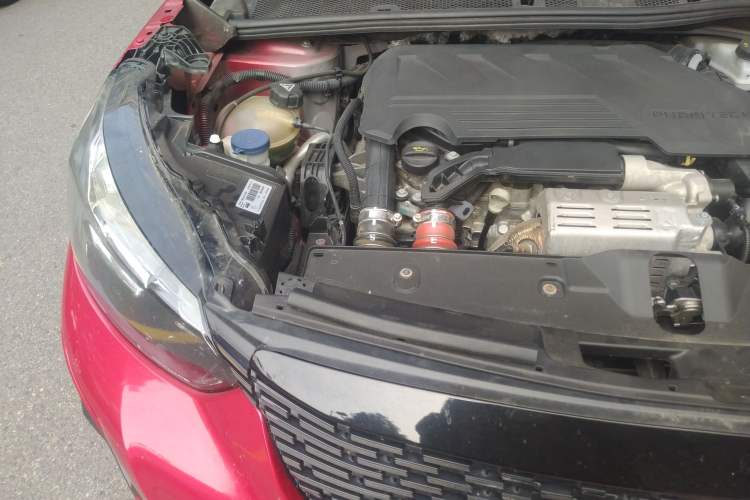 Used Peugeot 2008 2020 230THP Fashion Edition Engine Bay Right