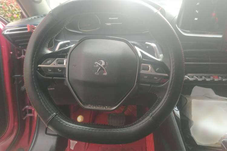 Used Peugeot 2008 2020 230THP Fashion Edition Steering Wheel