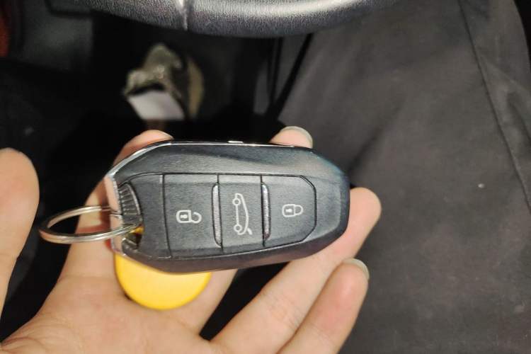 Used Peugeot 2008 2020 230THP 3D ZhenShang Edition Vehicle Key