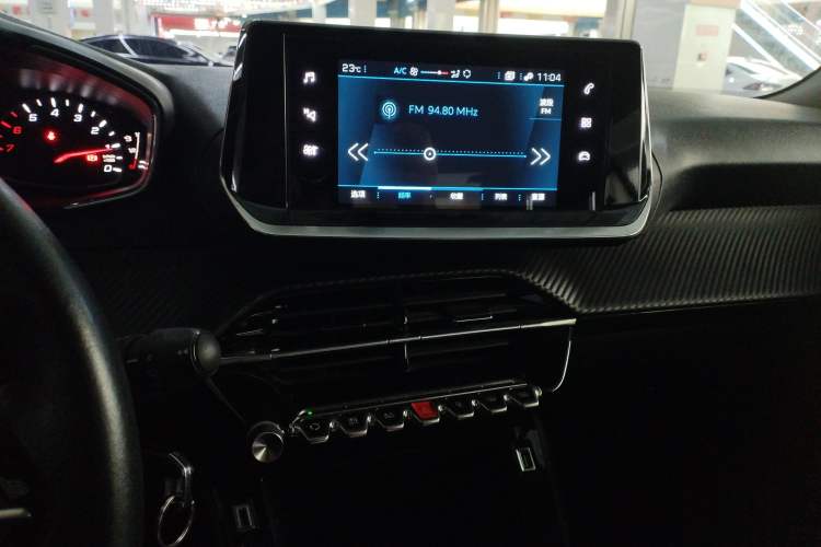 Used Peugeot 2008 2020 230THP Fashion Edition Audio And AC Panel