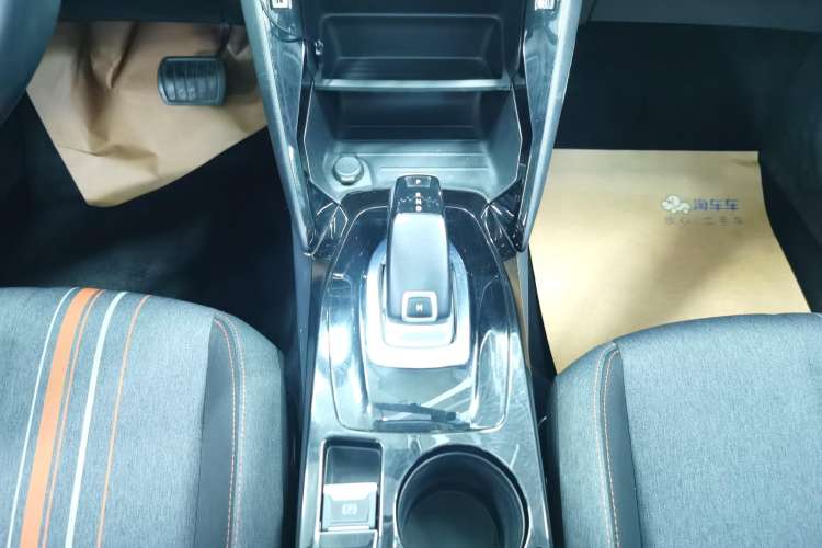 Used Peugeot 2008 2020 230THP Style with Sunroof Gear Lever