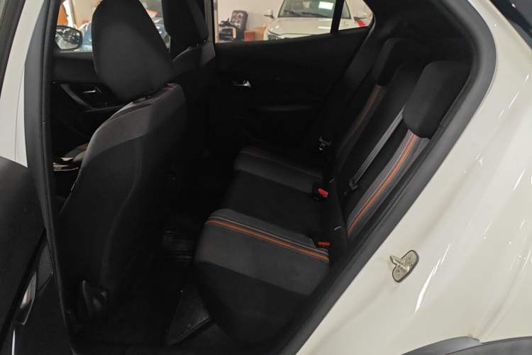 Used Peugeot 2008 2020 230THP Fashion Edition Interior 4
