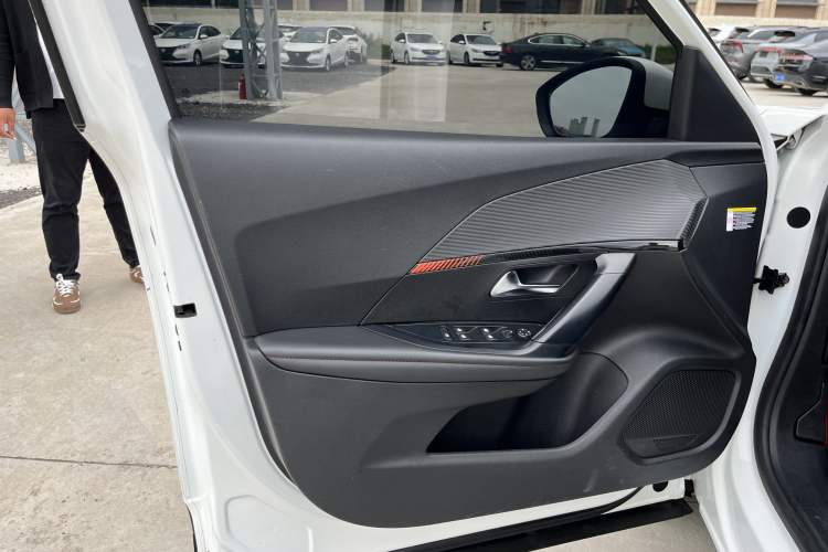 Used Peugeot 2008 2020 230THP Fashion Edition Interior 9