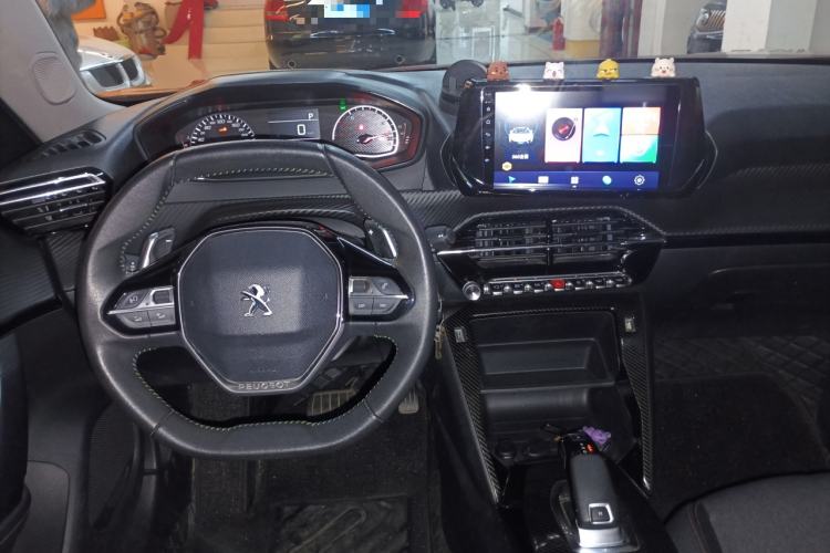 Used Peugeot 2008 2020 230THP Fashion Edition Center Console