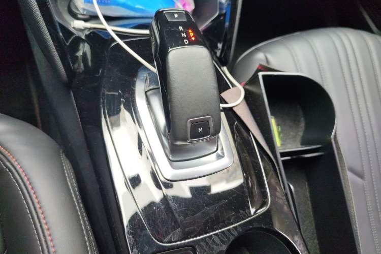Used Peugeot 2008 2020 230THP RuiShang Edition Gear Lever