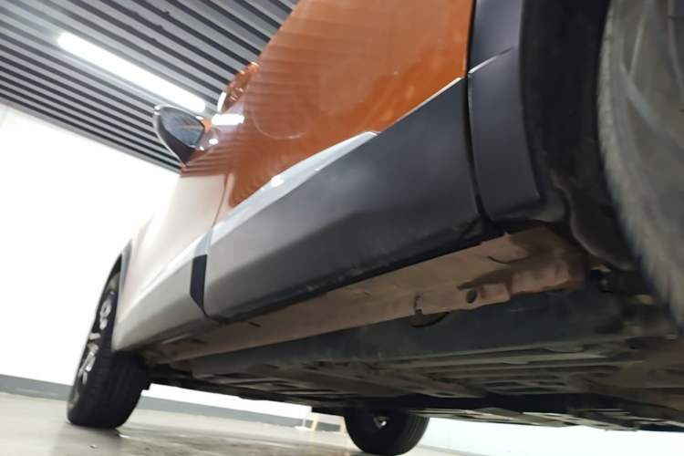 Used Peugeot 2008 2022 230THP THE ONE Left Side Sill