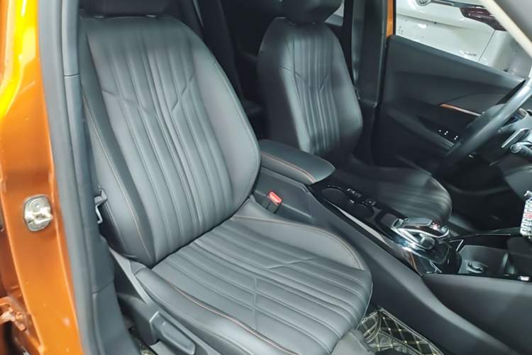 Used Peugeot 2008 2022 230THP THE ONE Right Front Seat