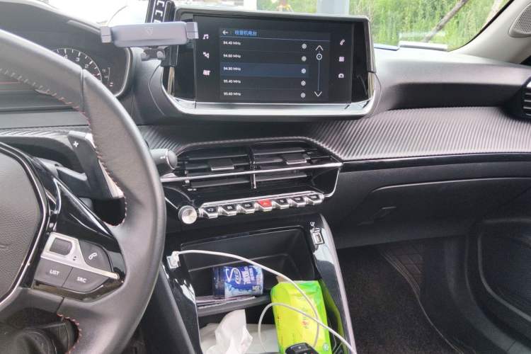 Used Peugeot 2008 2022 230THP THE ONE Audio And AC Panel