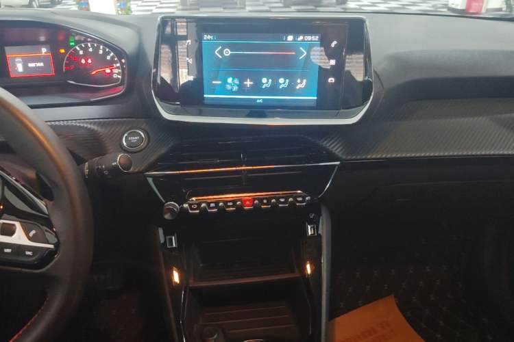 Used Peugeot 2008 2022 230THP THE ONE Audio And AC Panel