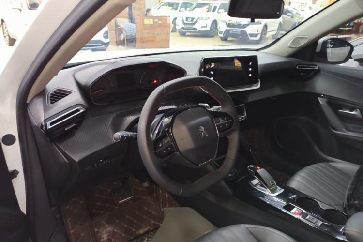 Used Peugeot 2008 2022 230THP THE ONE Center Console