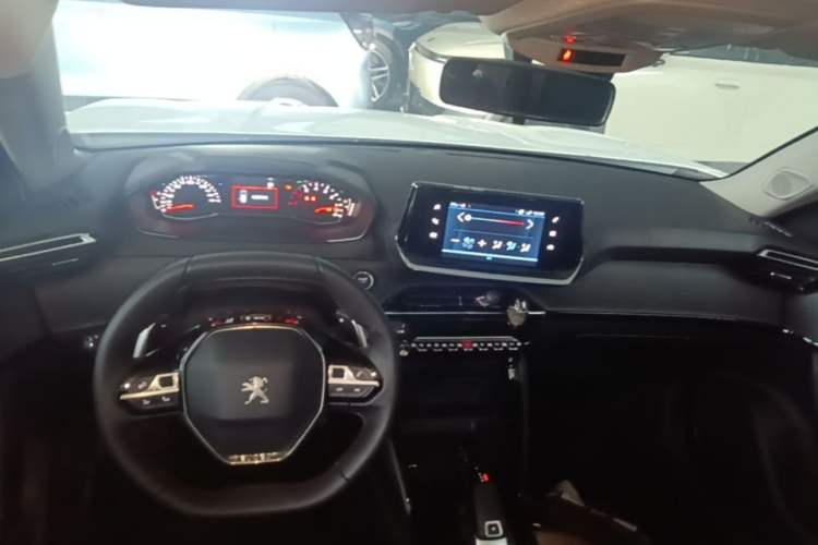 Used Peugeot 2008 2022 230THP THE ONE Center Console