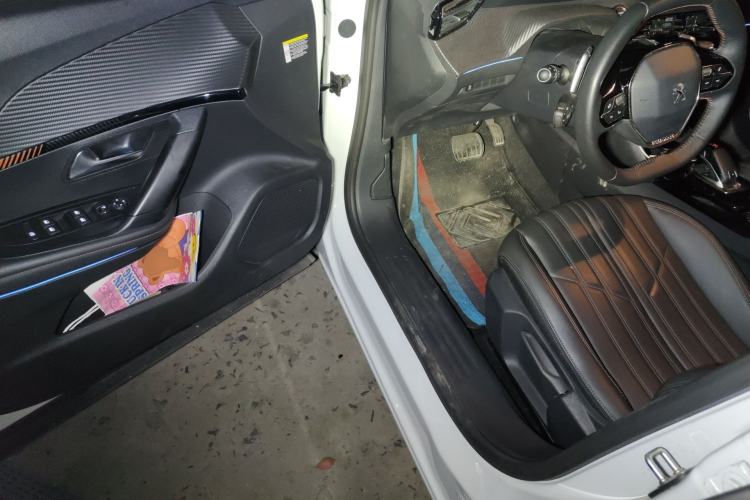 Used Peugeot 2008 2022 230THP THE ONE Driver Seat