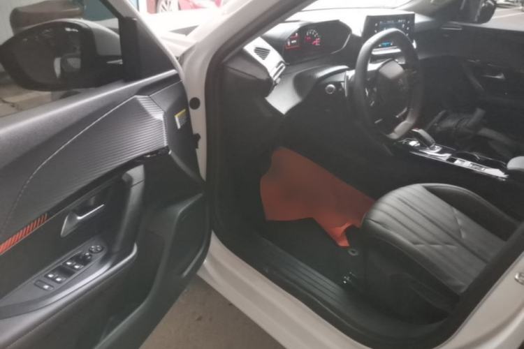Used Peugeot 2008 2022 230THP THE ONE Driver Seat