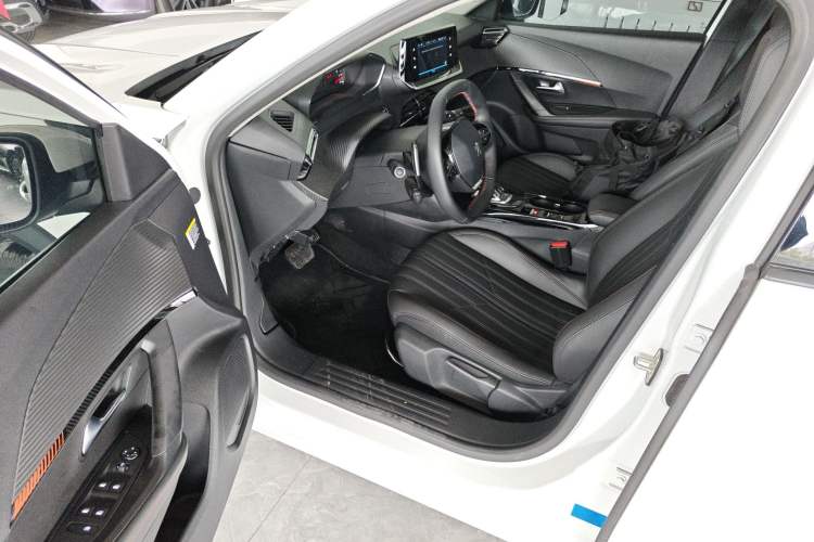 Used Peugeot 2008 2022 230THP THE ONE Driver Seat