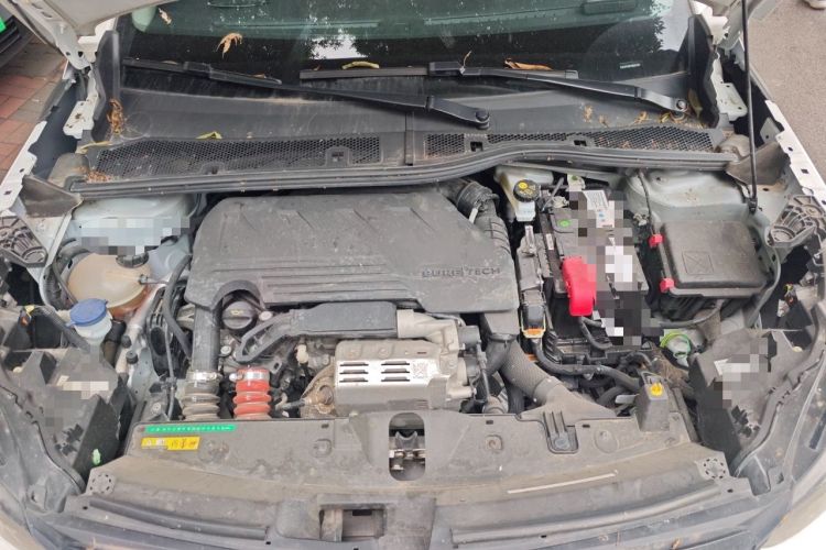 Used Peugeot 2008 2022 230THP THE ONE Engine Bay