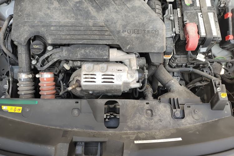 Used Peugeot 2008 2022 230THP THE ONE Engine Bay
