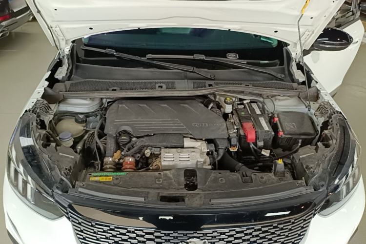 Used Peugeot 2008 2022 230THP THE ONE Engine Bay
