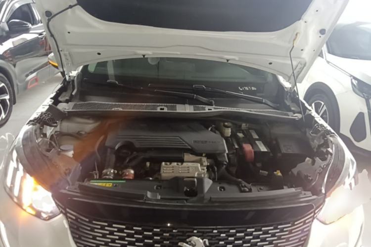 Used Peugeot 2008 2022 230THP THE ONE Engine Bay