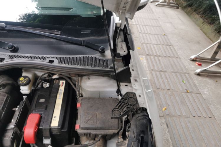 Used Peugeot 2008 2022 230THP THE ONE Engine Bay Left