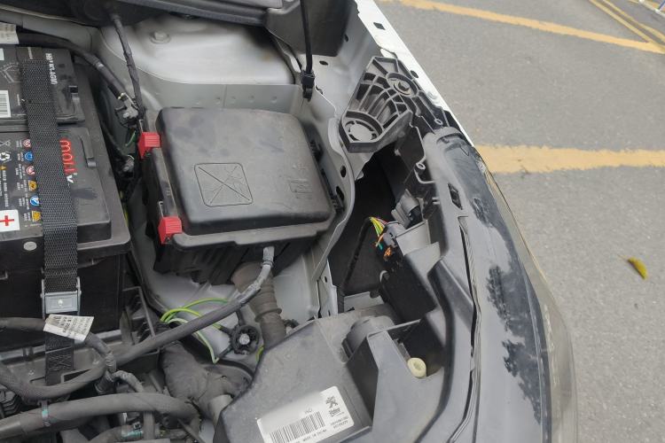 Used Peugeot 2008 2022 230THP THE ONE Engine Bay Left