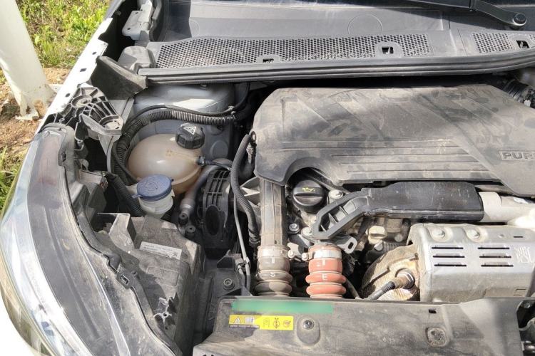 Used Peugeot 2008 2022 230THP THE ONE Engine Bay Right