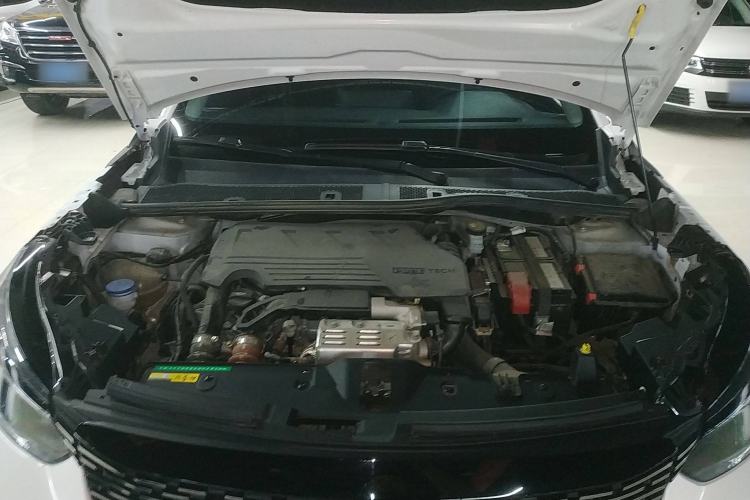 Used Peugeot 2008 2022 230THP THE ONE Engine Bay