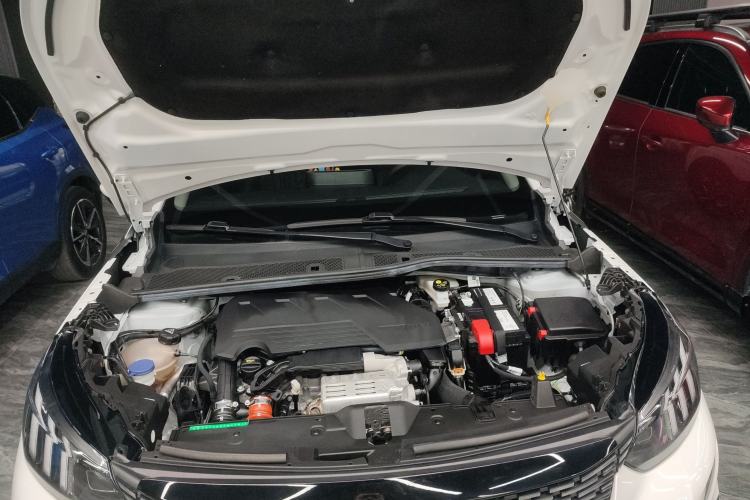 Used Peugeot 2008 2022 230THP THE ONE Engine Bay