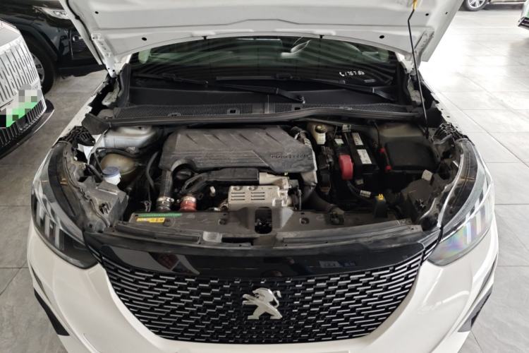 Used Peugeot 2008 2022 230THP THE ONE Engine Bay