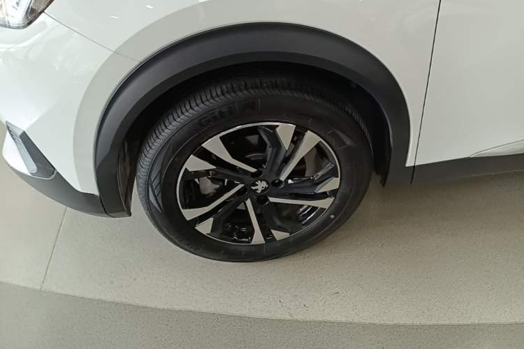 Used Peugeot 2008 2022 230THP THE ONE Exterior 4