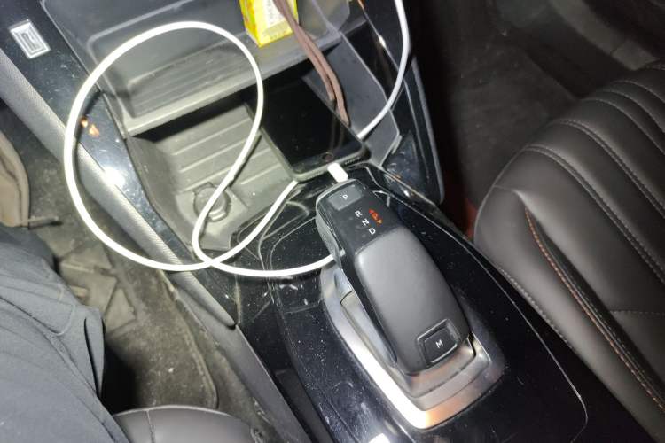 Used Peugeot 2008 2022 230THP THE ONE Gear Lever