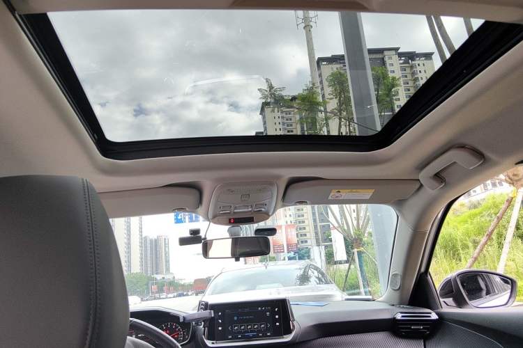 Used Peugeot 2008 2022 230THP THE ONE Headliner